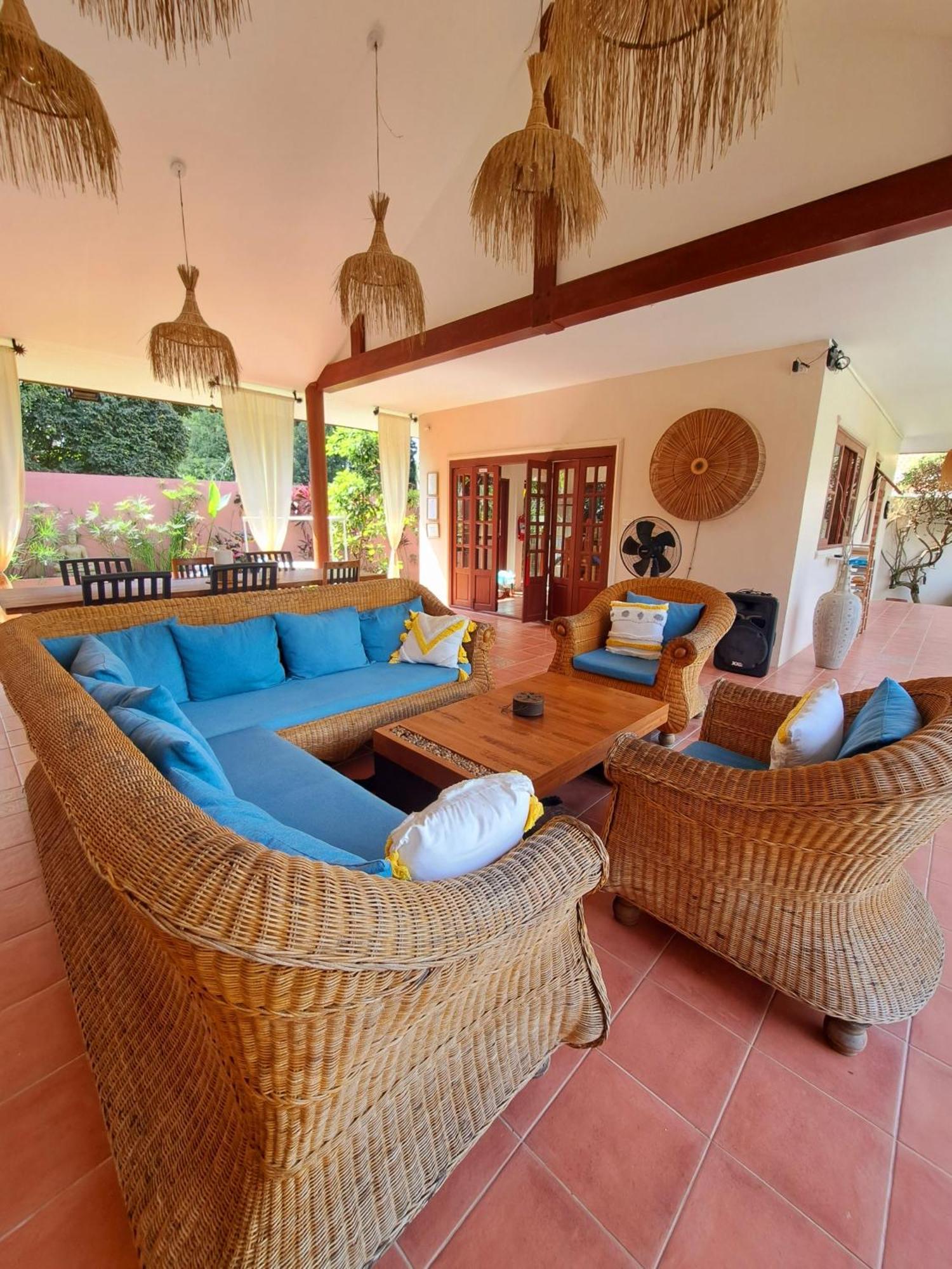 Laura Guest House-Adult Only- Hua Thanon  Buitenkant foto