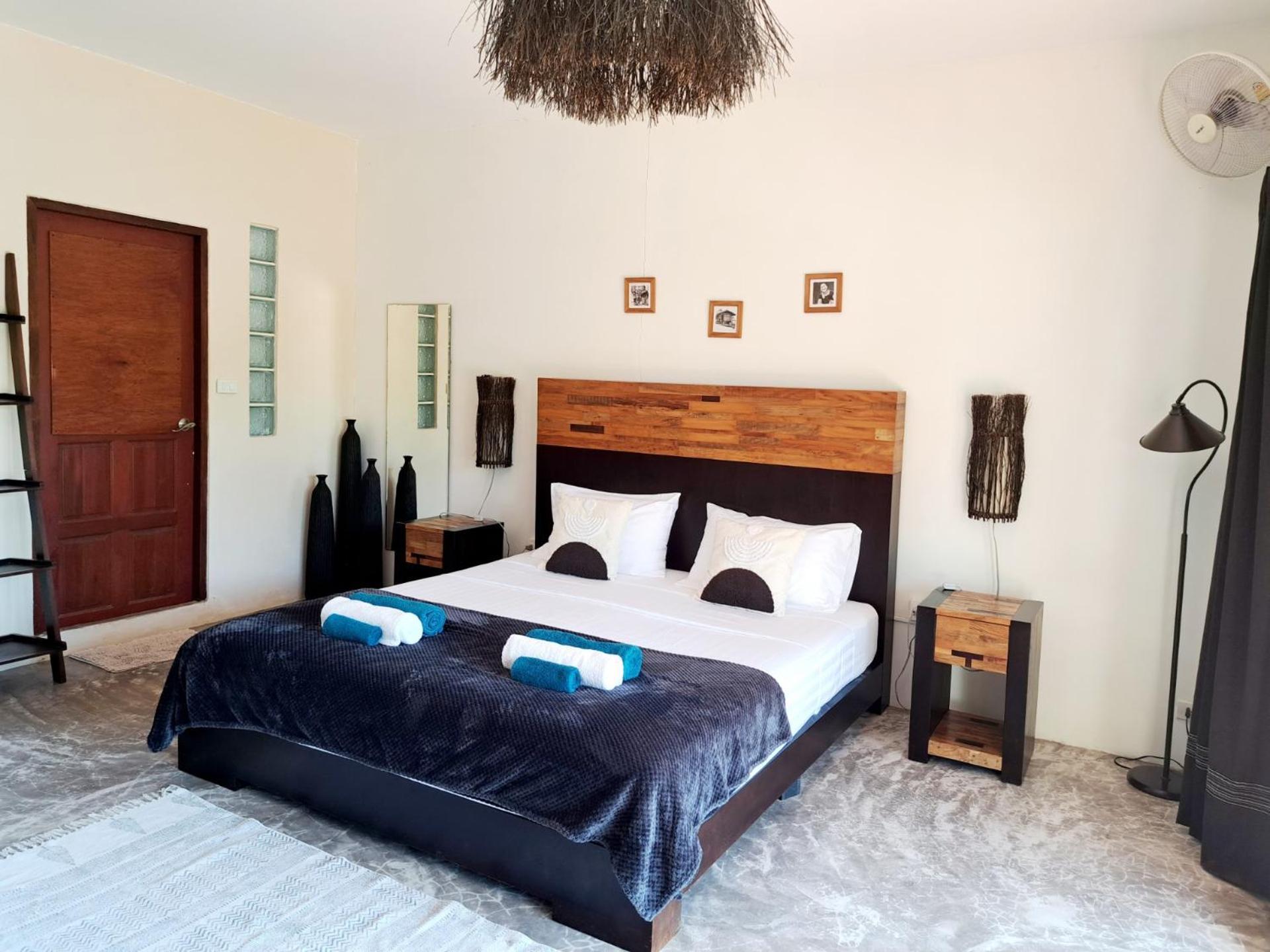 Laura Guest House-Adult Only- Hua Thanon  Buitenkant foto