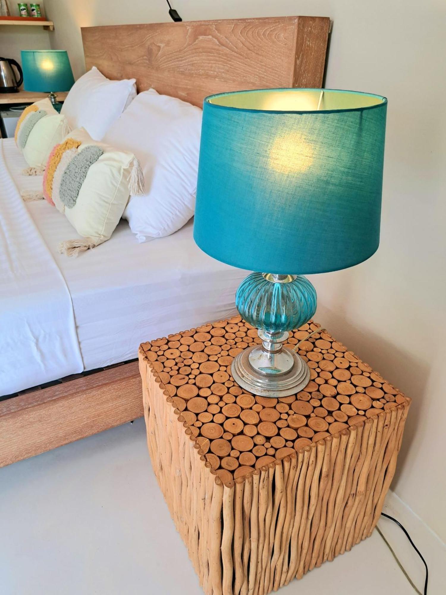 Laura Guest House-Adult Only- Hua Thanon  Buitenkant foto