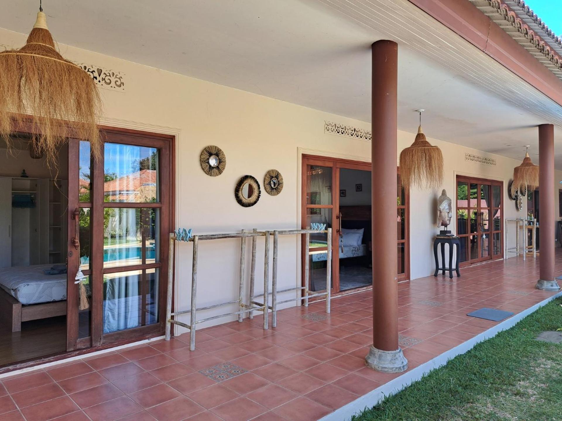 Laura Guest House-Adult Only- Hua Thanon  Buitenkant foto