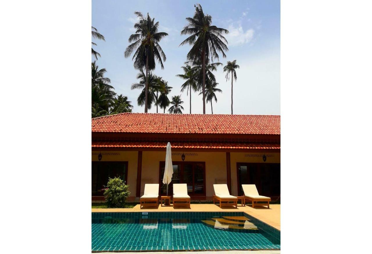 Laura Guest House-Adult Only- Hua Thanon  Buitenkant foto